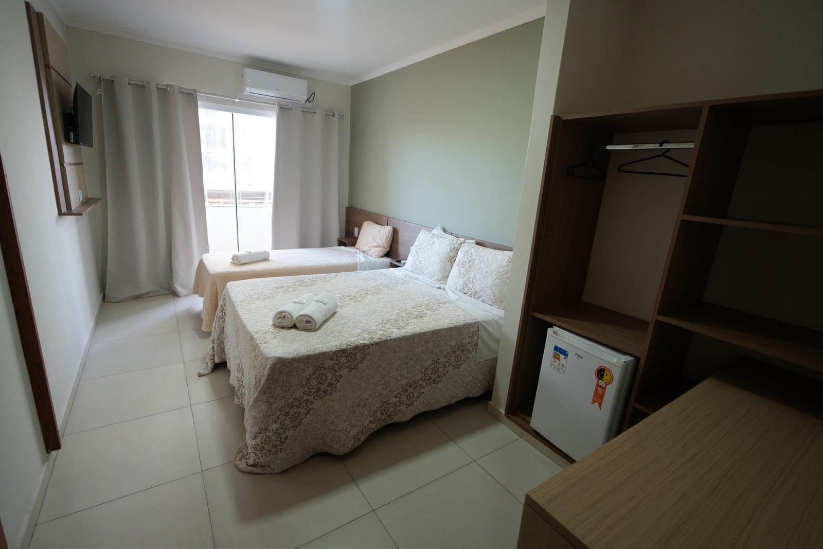 Apartamento Luxo — 1º Andar — foto 1