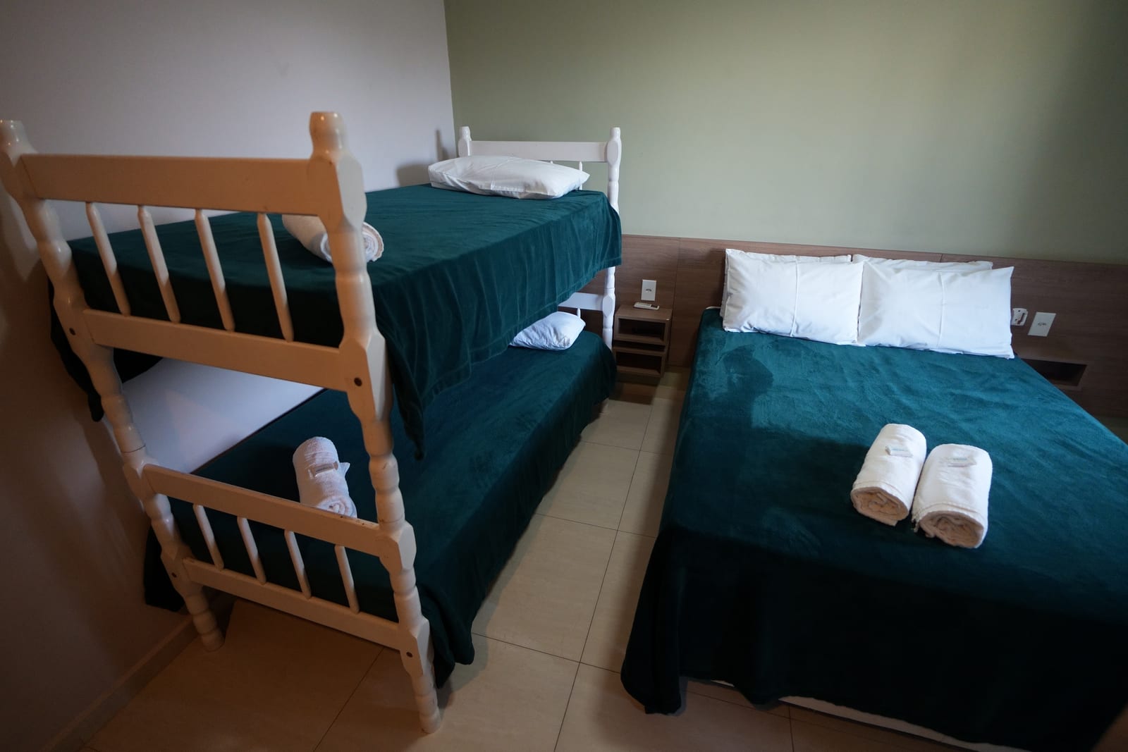 Apartamento Luxo — Sacada Piscina — foto 1