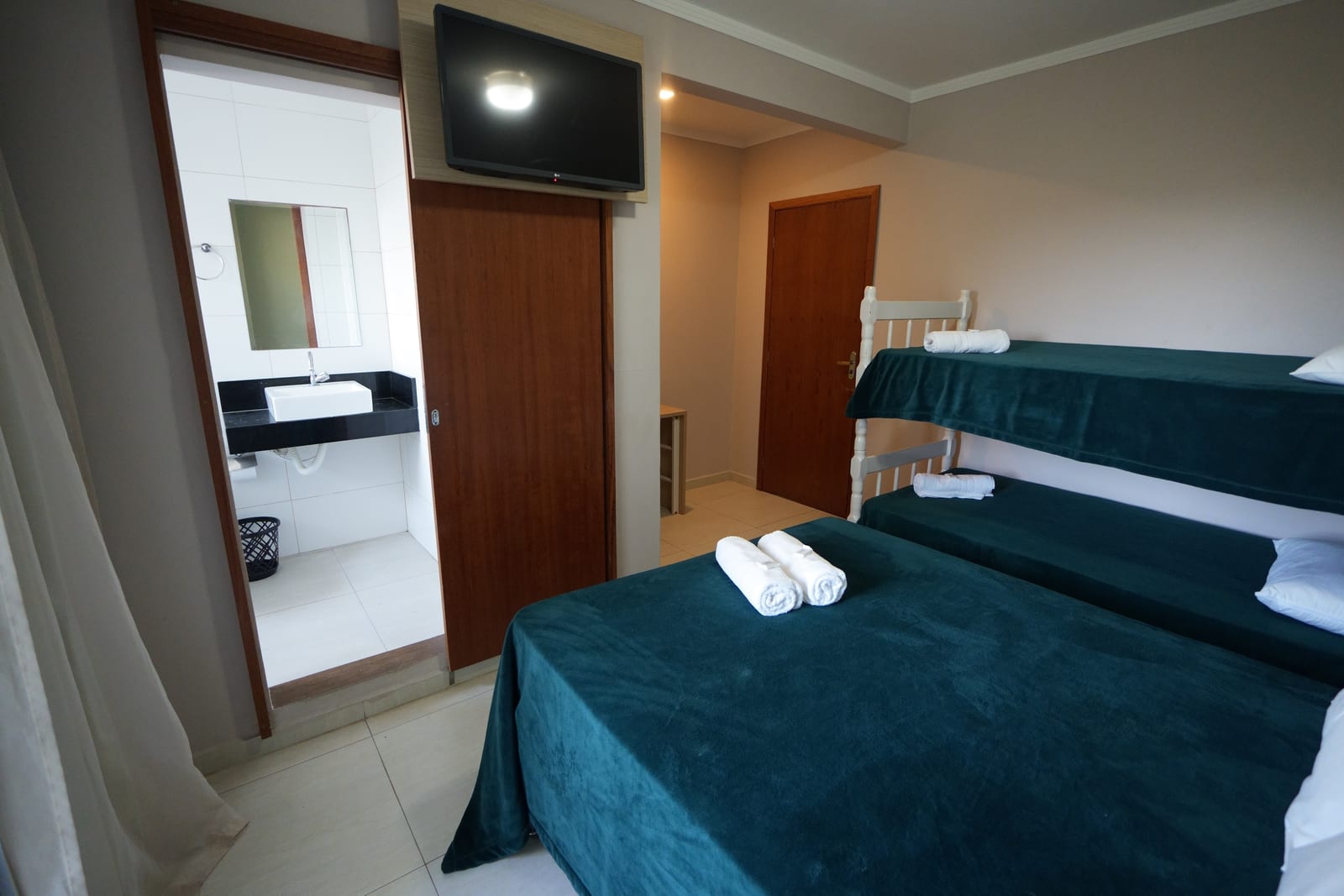 Apartamento Luxo — Sacada Piscina — foto 2